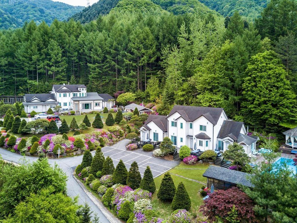 Pyeongchang Greenhill Pension Bagian luar foto